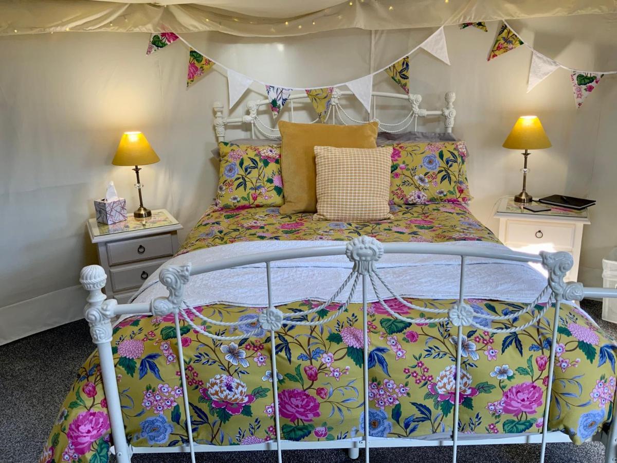 Bramble Lodge Glamping Лаут Экстерьер фото